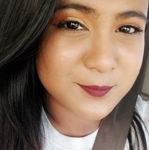 Meet your Posher, Fayanan